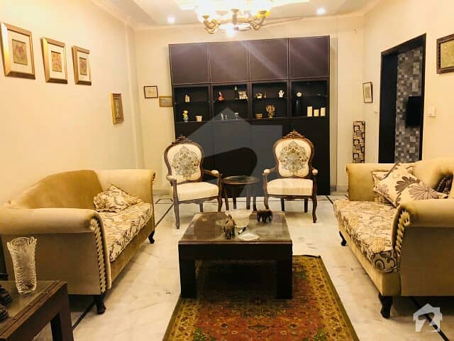 کلفٹن ۔ بلاک 3 کلفٹن کراچی میں 3 کمروں کا 9 مرلہ فلیٹ 1.4 لاکھ میں کرایہ پر دستیاب ہے۔
