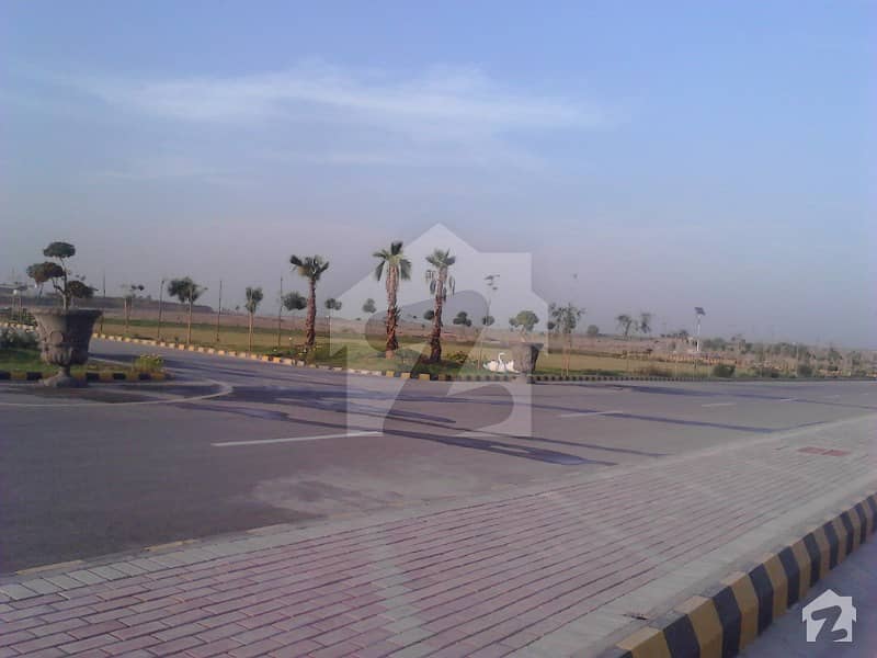 Gulberg Residencia P Block 2 Kanal Plot Main Boulevard Back On Ideal