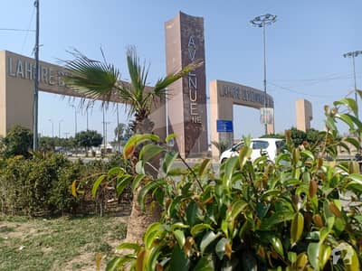 ایل ڈی اے ایوینیو ۔ بلاک سی ایل ڈی اے ایوینیو لاہور میں 1 کنال صنعتی زمین 75 لاکھ میں برائے فروخت۔