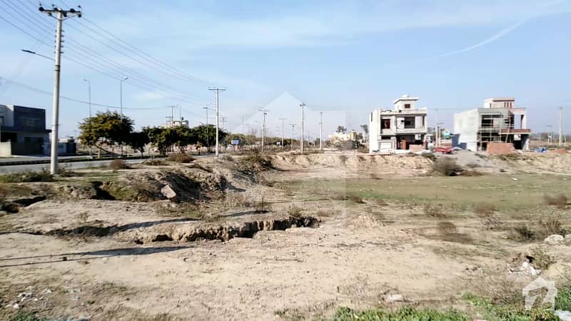 1 Kanal Plot For Sale In C Block Of LDA Avenue Lahore