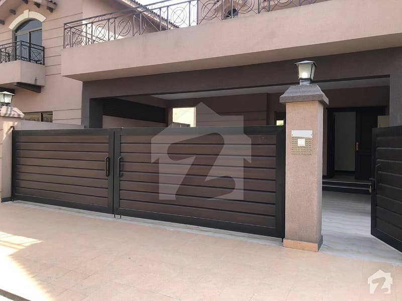 17 Marla Brig House For Sale In Askari 10 Sector F