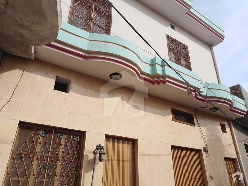 ڈلا زیک روڈ پشاور میں 4 کمروں کا 3 مرلہ مکان 28 لاکھ میں برائے فروخت۔