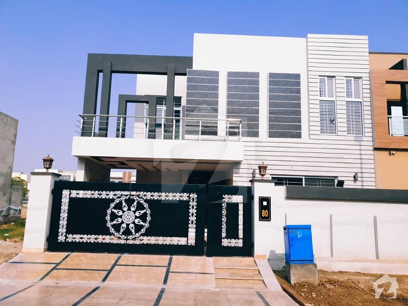 Paragon City 10 Marla Brand New Luxurious Stunning House For Sale