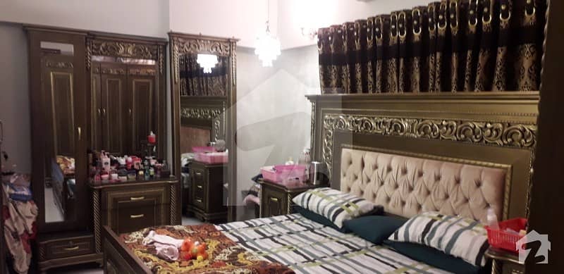 کوسموپولیٹن سوسائٹی کراچی میں 3 کمروں کا 6 مرلہ فلیٹ 2.75 کروڑ میں برائے فروخت۔