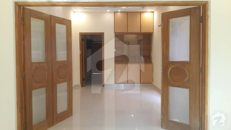 Near To Lums University 2 Kanal Bungalow For Rent At Phase 2