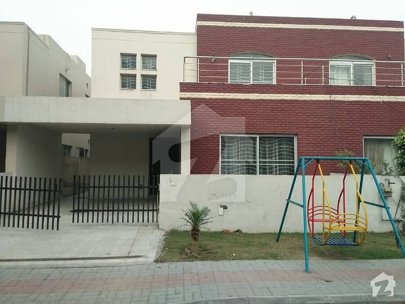 بحریہ ٹاؤن سفاری ولاز بحریہ ٹاؤن سیکٹر B بحریہ ٹاؤن لاہور میں 3 کمروں کا 8 مرلہ مکان 42 ہزار میں کرایہ پر دستیاب ہے۔