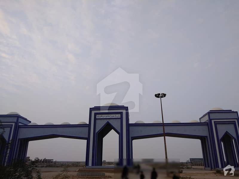 گلشن۔اے۔شہباز ہاؤسنگ سکیم کراچی - حیدرآباد موٹر وے جامشورو میں 3 مرلہ کمرشل پلاٹ 7 لاکھ میں برائے فروخت۔