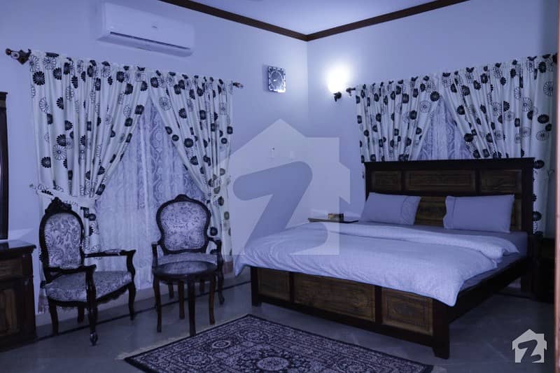 ڈی ایچ اے فیز 7 ڈی ایچ اے کراچی میں 5 کمروں کا 1 کنال مکان 8.25 کروڑ میں برائے فروخت۔