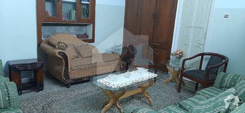 بنی چوک راولپنڈی میں 6 کمروں کا 5 مرلہ مکان 2.8 کروڑ میں برائے فروخت۔
