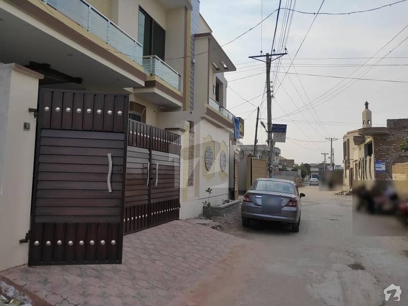 Here Is A Good Opportunity To Live In A Well Built House Garden Town