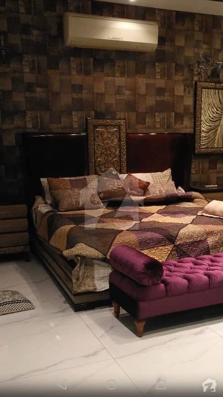 ڈی ایچ اے فیز 5 ڈیفنس (ڈی ایچ اے) لاہور میں 5 کمروں کا 1 کنال مکان 1.3 لاکھ میں کرایہ پر دستیاب ہے۔
