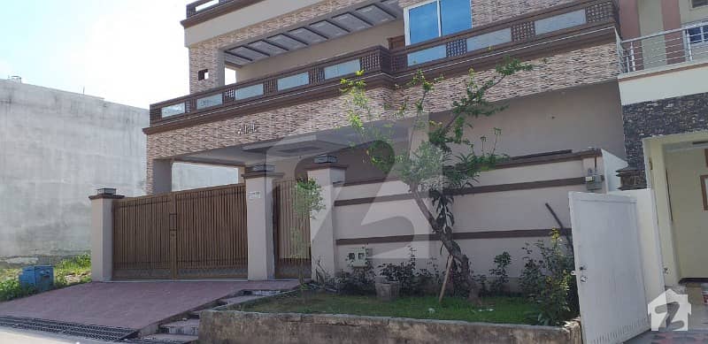Double Storey House Available For Sale In CBR Town Double Storey House Available For Sale In CBR Town