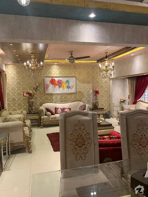 سِی ویو اپارٹمنٹس کراچی میں 3 کمروں کا 1.4 کنال فلیٹ 6 کروڑ میں برائے فروخت۔