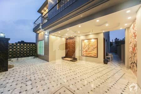Original Pics Outclass 10 Marla Magnificent House For Sale In Low Price At Hot Location Original Pics Outclass 10 Marla Magnificent House For Sale In Low Price At Hot Location