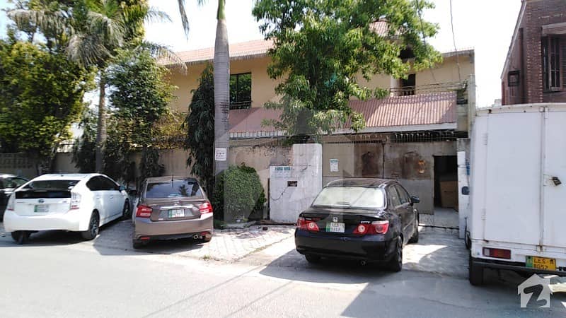 1 Kanal House For Sale In Sher Shah Block Of Garden Town Lahore