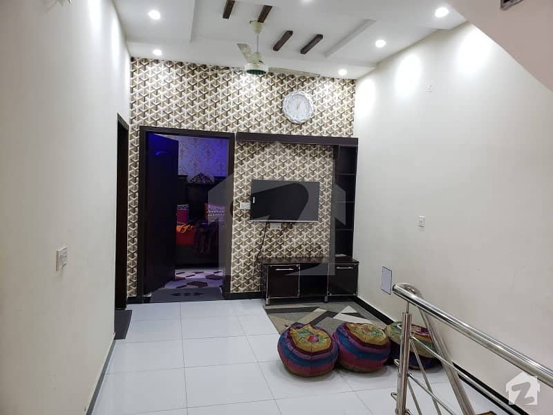 پاک عرب ہاؤسنگ سوسائٹی لاہور میں 3 کمروں کا 3 مرلہ مکان 65 لاکھ میں برائے فروخت۔