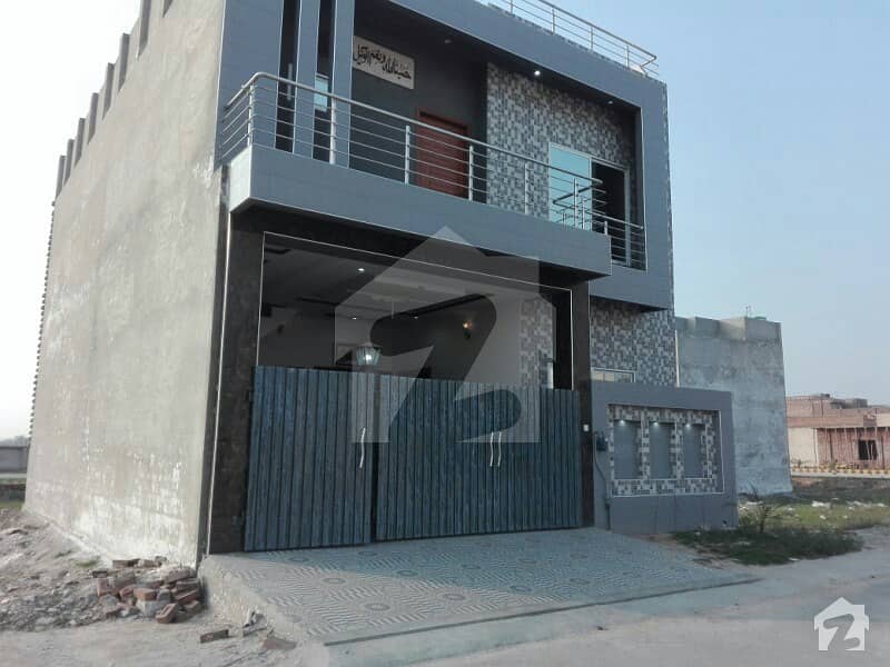 Double Storey House Available For Rent On Ideal Location