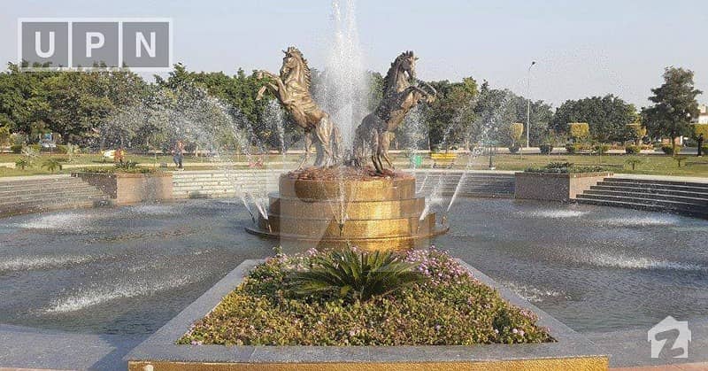 بحریہ ٹاؤن رفیع بلاک بحریہ ٹاؤن سیکٹر ای بحریہ ٹاؤن لاہور میں 10 مرلہ رہائشی پلاٹ 62 لاکھ میں برائے فروخت۔
