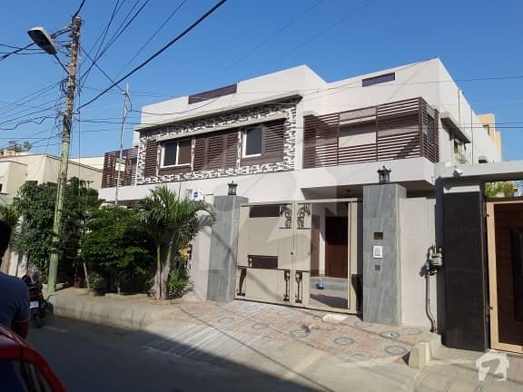Clifton Old Clifton Near Ptcl Office 300 Sq Yards Brand New House For Rent