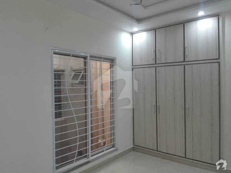 Well-Built Apartment Available in Good Location
