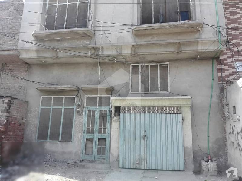 غلام محمد آباد فیصل آباد میں 5 کمروں کا 4 مرلہ مکان 75 لاکھ میں برائے فروخت۔