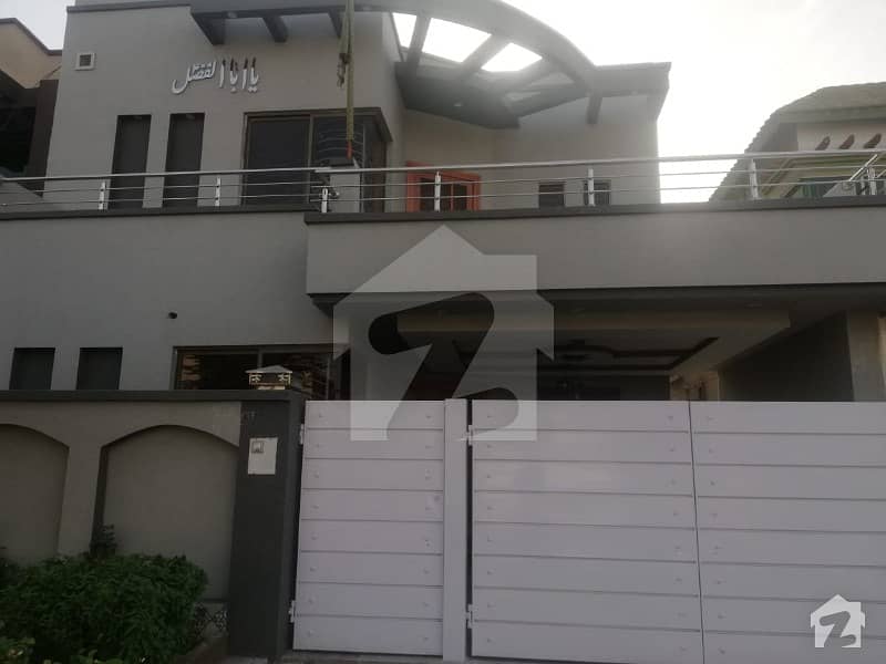 8 Marla House For Rent In Ali Block Sector B Bahria Town Lahore