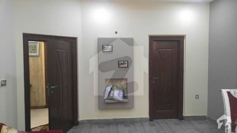 ڈی ایچ اے فیز 7 - بلاک ایس فیز 7 ڈیفنس (ڈی ایچ اے) لاہور میں 5 کمروں کا 1 کنال مکان 1.35 لاکھ میں کرایہ پر دستیاب ہے۔