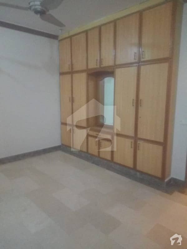 واپڈا ٹاؤن لاہور میں 4 کمروں کا 10 مرلہ مکان 1.96 کروڑ میں برائے فروخت۔