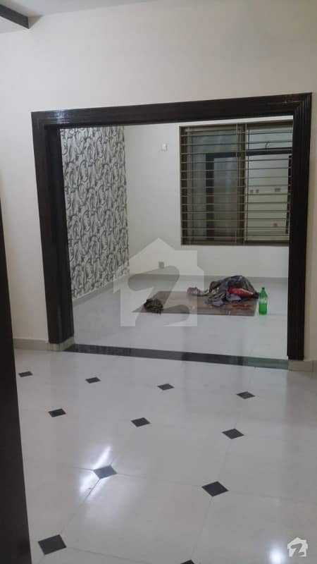پاکستان ٹاؤن اسلام آباد میں 5 کمروں کا 5 مرلہ مکان 1.2 کروڑ میں برائے فروخت۔