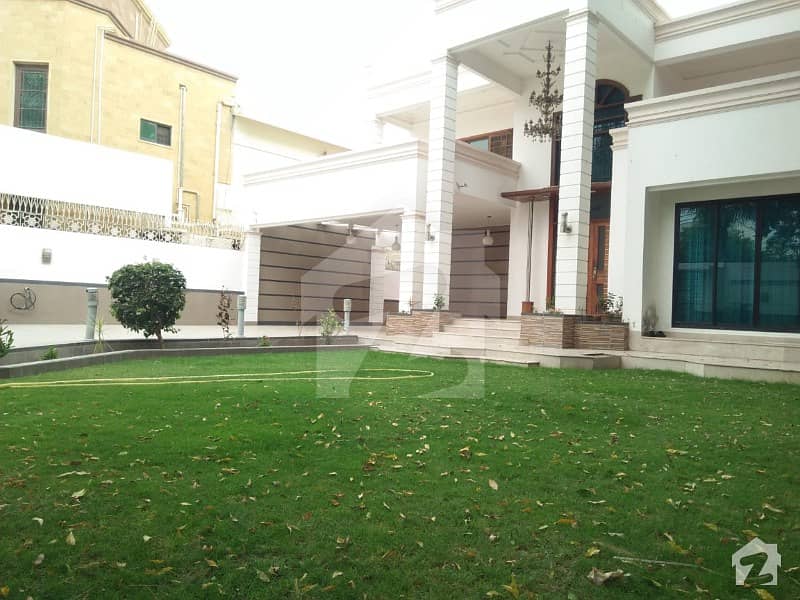 Defence Phase 6 Bungalow 1000 Yards For Sale
