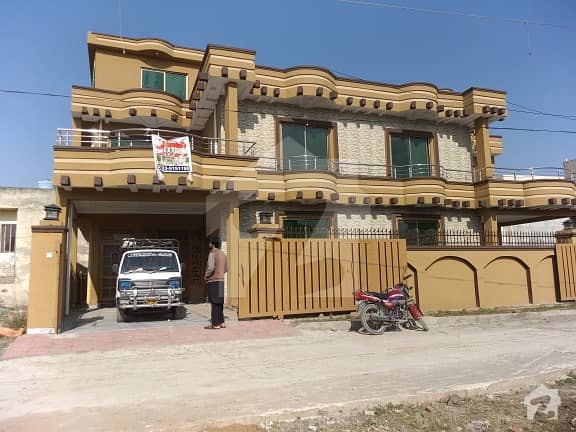 ڈیفنس روڈ راولپنڈی میں 5 کمروں کا 8 مرلہ مکان 1.25 کروڑ میں برائے فروخت۔