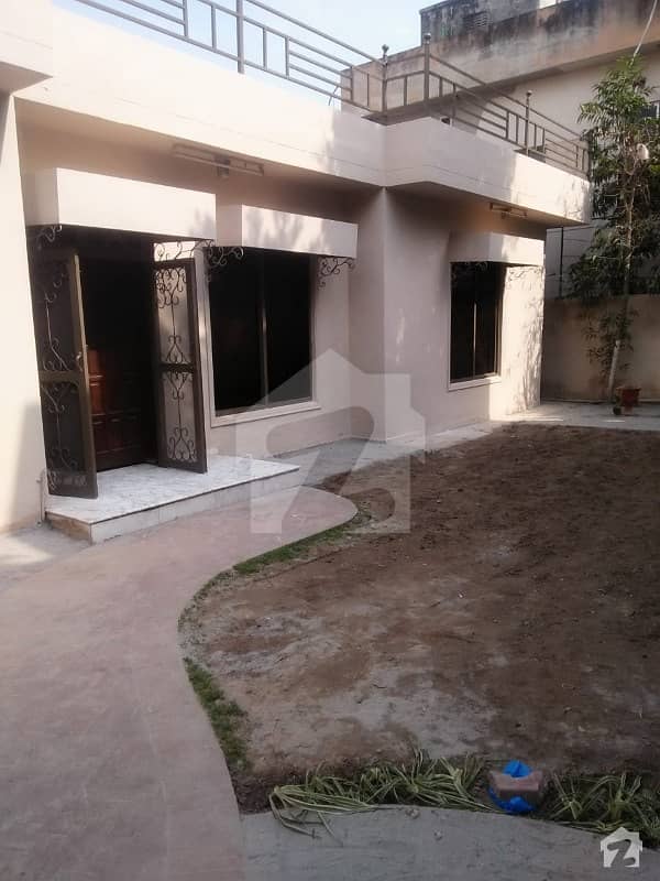 1 Kanal Lower Purtion Available For Rent Best For Executive Families