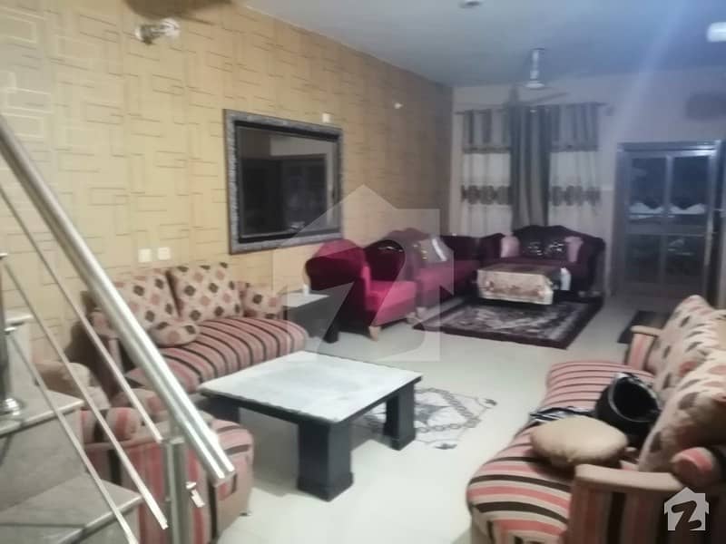 اسلام پورہ لاہور میں 6 کمروں کا 9 مرلہ مکان 3 کروڑ میں برائے فروخت۔