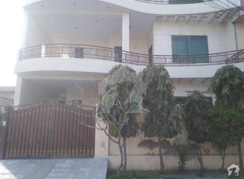 ٹاؤن شپ ۔ سیکٹر سی 1 ٹاؤن شپ لاہور میں 5 کمروں کا 12 مرلہ مکان 2.5 کروڑ میں برائے فروخت۔