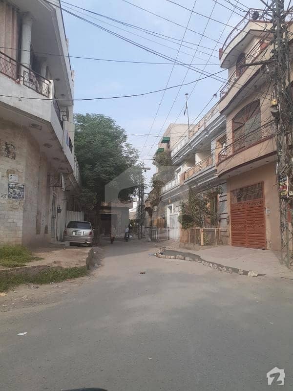 5 Marla Beautiful House Available For Rent Sabzazar Scheme Block B