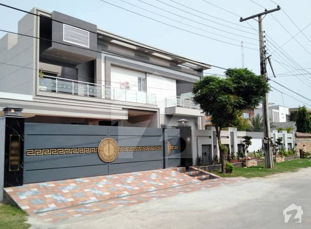 2 Kanal Most Beautiful Ultra Modern Designer House Semi Furnished Solid Construction