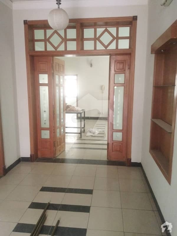 Kanal 3 Beds DD Ground Portion For Rent In Gulraiz Housing Society