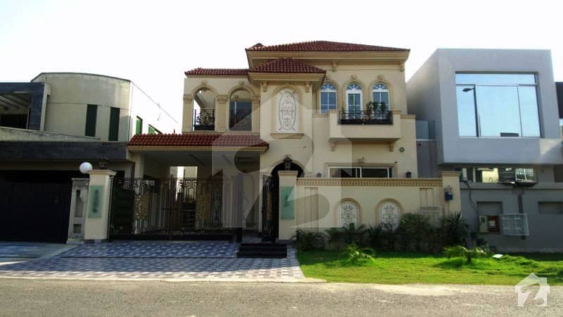 10 Marla Spanish House For Sale In D H A Phase 5 Lahore