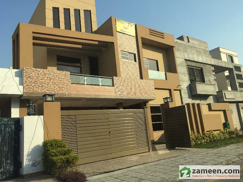 10 Marla House For Sale In Sector B New Shaheen Block Bahria Town Lahore