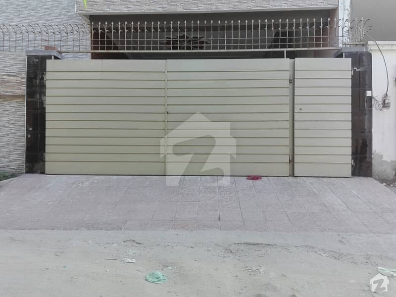 ملت ٹاؤن فیصل آباد میں 5 کمروں کا 7 مرلہ مکان 1.75 کروڑ میں برائے فروخت۔