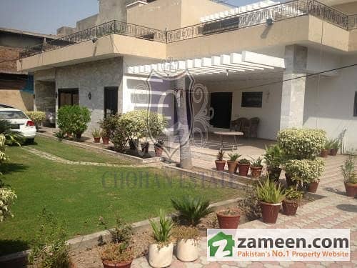2 Kanal & 2 Marla Executive Corner House For Sale in Garden Town Lahore near Raja Market