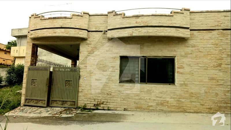 House Located In Pakistan Town For Sale