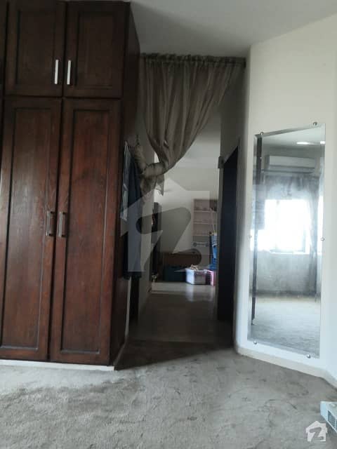 الرحمان گارڈن لاہور میں 5 کمروں کا 13 مرلہ فلیٹ 1.47 کروڑ میں برائے فروخت۔