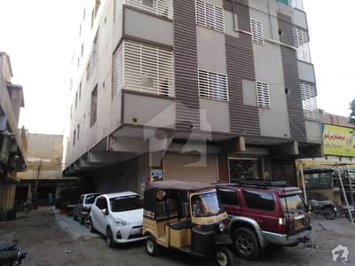 عباس ٹاؤن گلستانِ جوہر کراچی میں 4 کمروں کا 7 مرلہ فلیٹ 1.15 کروڑ میں برائے فروخت۔