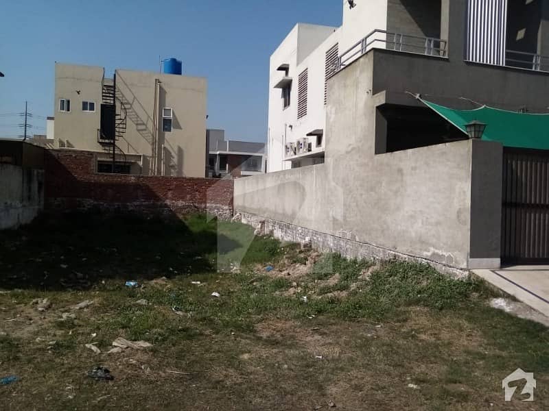 10 Marla Residential Plot For Sale In Orchard 1 Block In Paragon City