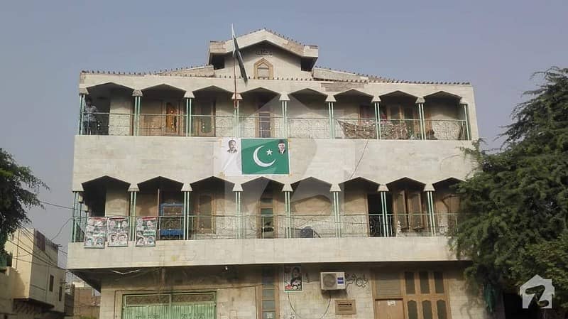 House Is Available Urgent For Sale Main Muzafarabad Road Street No 6 Near Govt  High School Arifwala