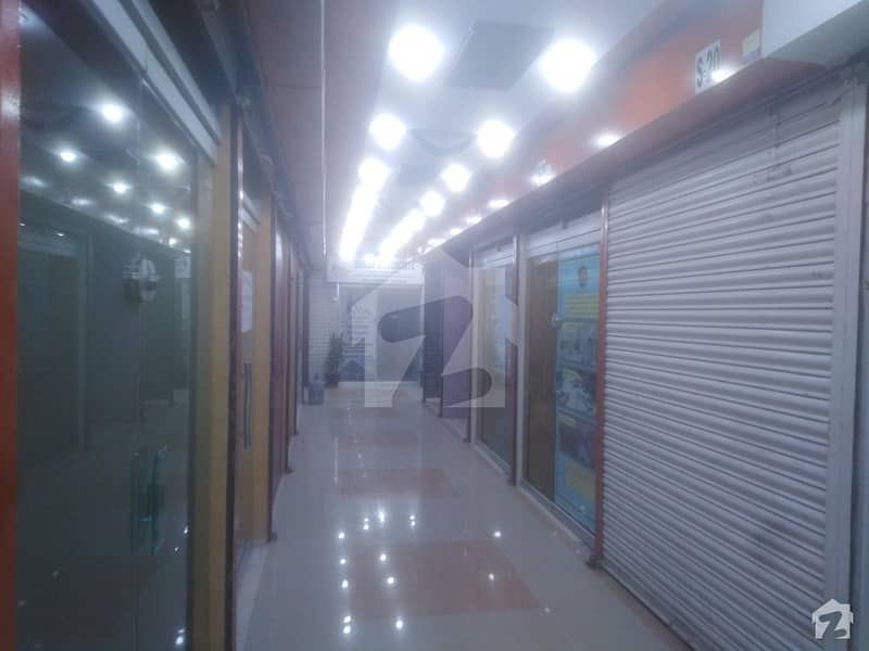 طارق روڈ کراچی میں 0.28 مرلہ دکان 25 لاکھ میں برائے فروخت۔