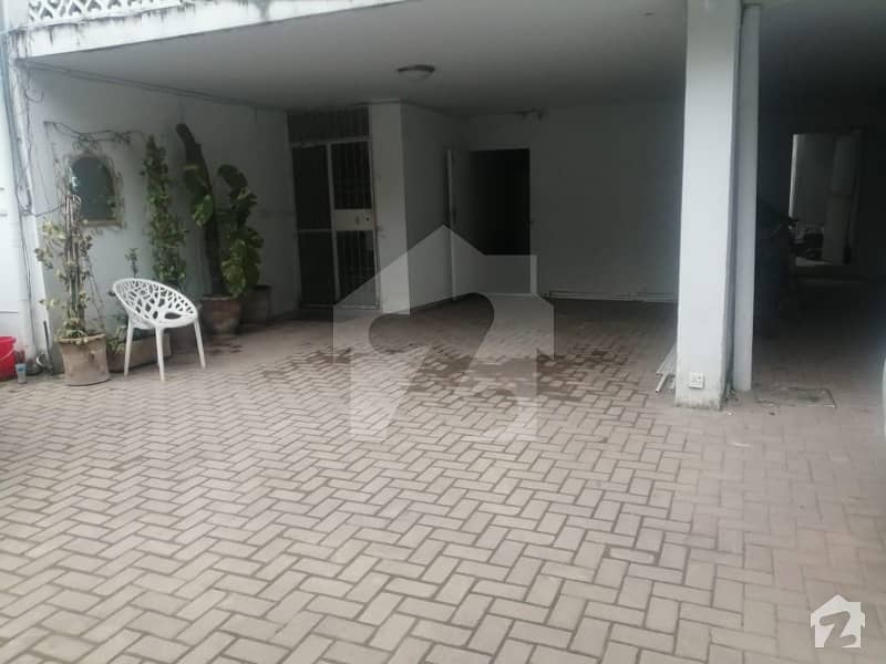 House Is Available For Rent In F-7 Islamabad
