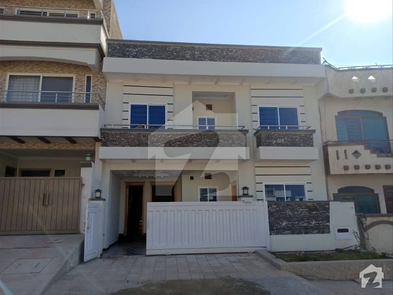 Brand New House Street 50 Feet For Sale G-13 Phase 2 Islamabad