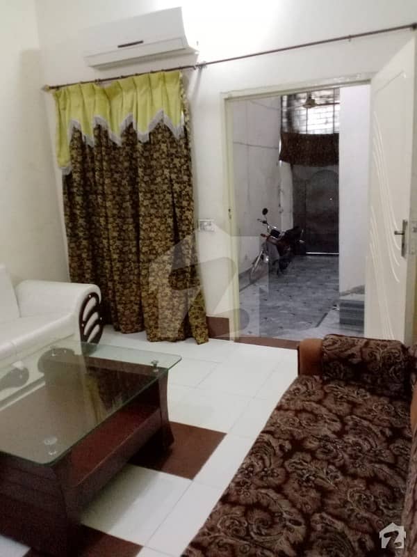 عالم چوک گوجرانوالہ میں 2 کمروں کا 2 مرلہ مکان 38.5 لاکھ میں برائے فروخت۔